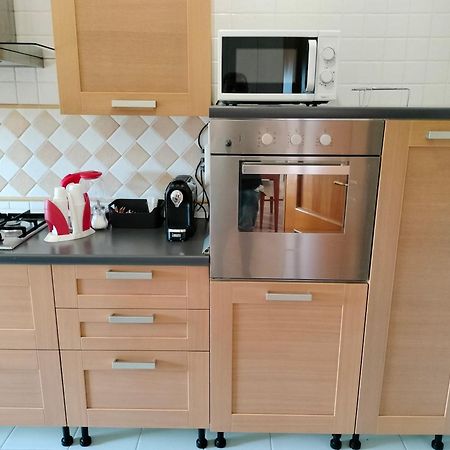The House Room Aeroporto Фиумичино Екстериор снимка