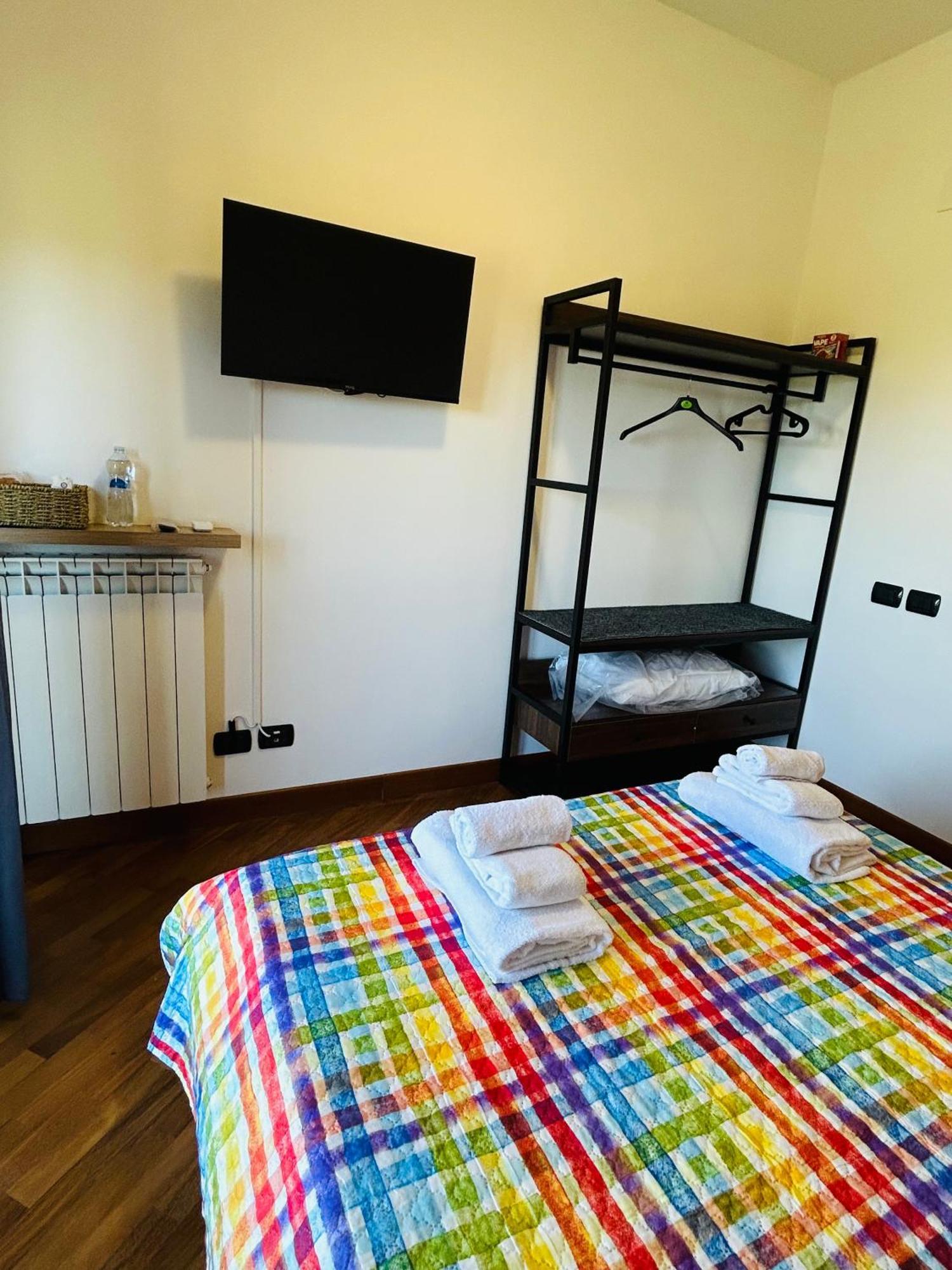 The House Room Aeroporto Фиумичино Екстериор снимка