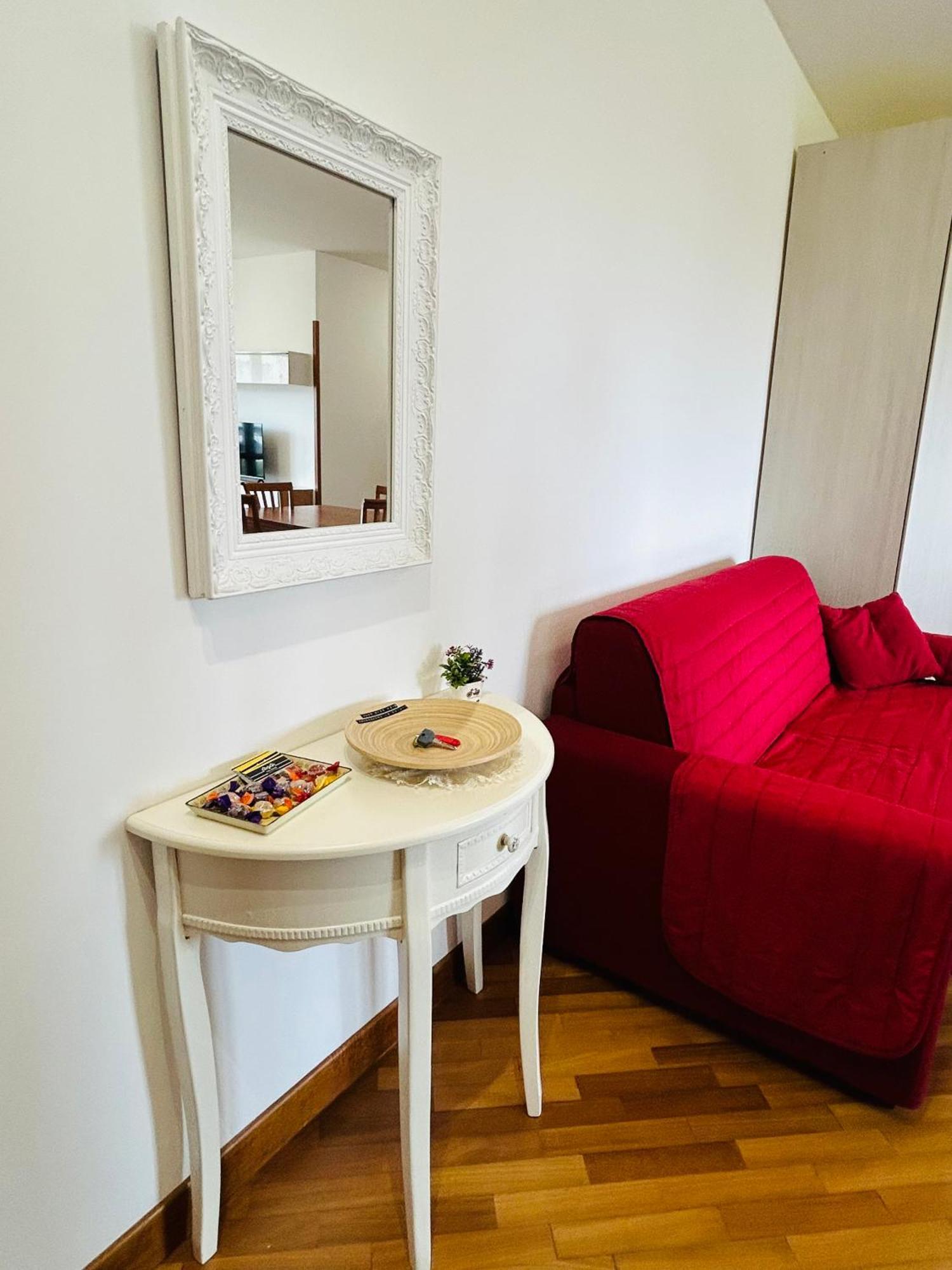 The House Room Aeroporto Фиумичино Екстериор снимка